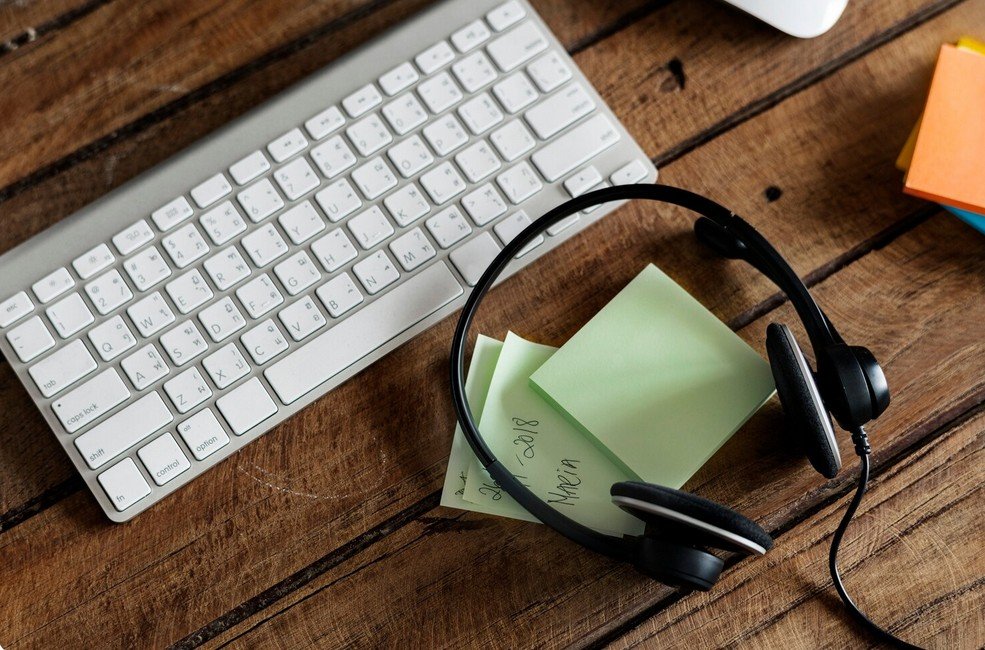 a keyboard and headset
